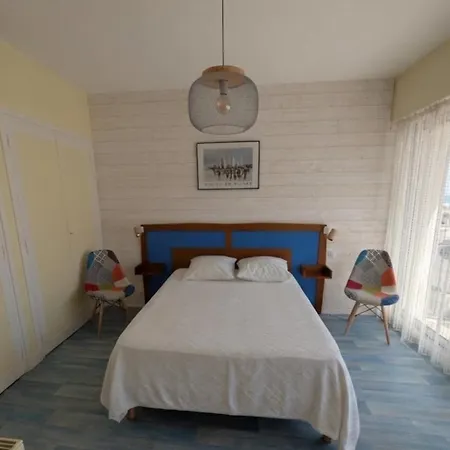42m Overlooking The Pine Forest And Near The Sea Apartamento *